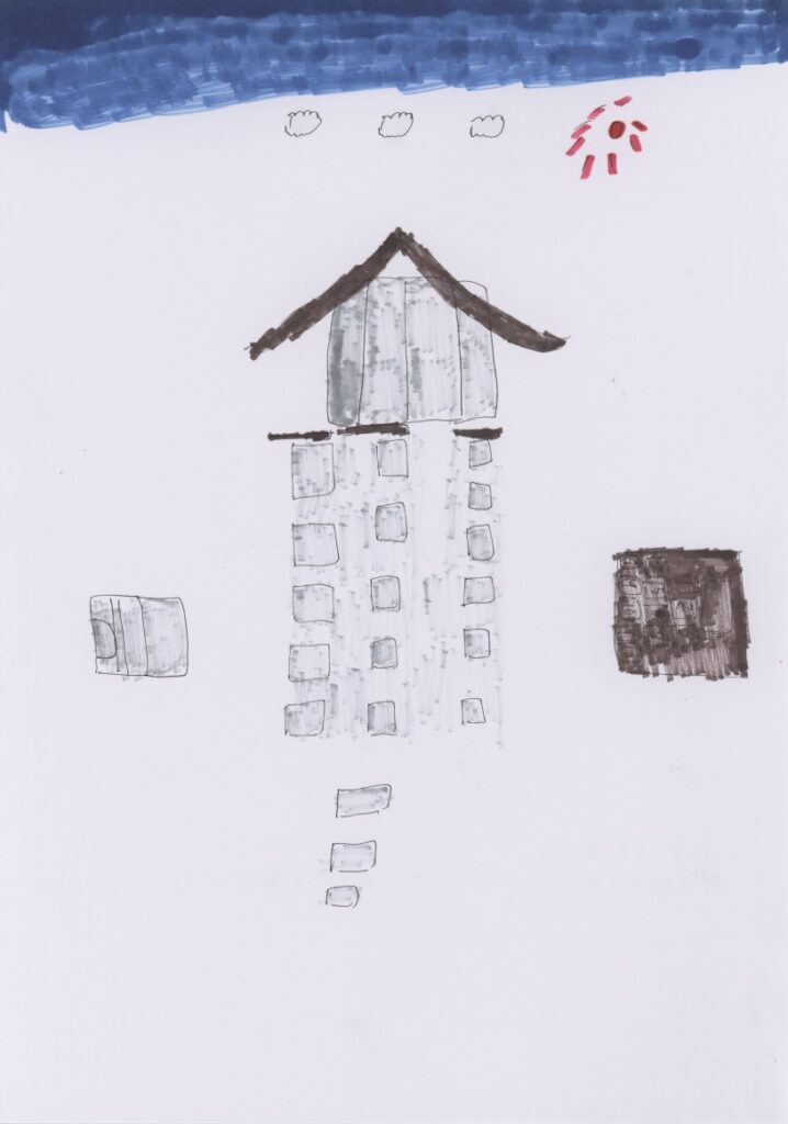 ホームとオートロークとポストと階段