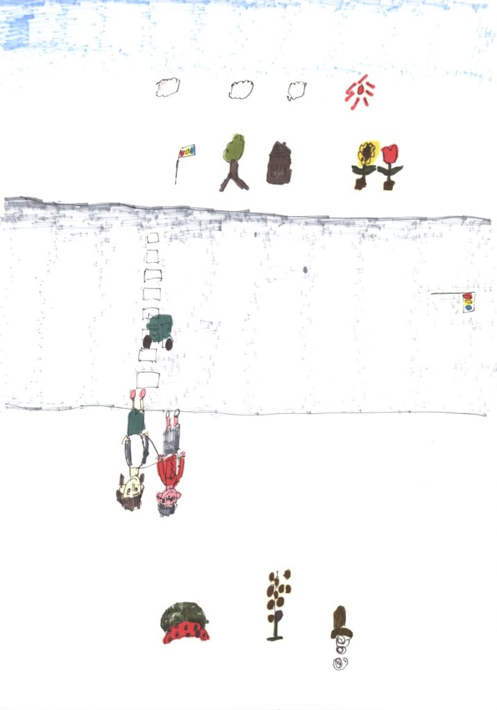 青空と向日葵とチューリップと家と木と信号機と横断歩道と信号機と車と藤原さんが私の背中を手助けしてくれてるシーンと西瓜と葡萄とアイスクリーム