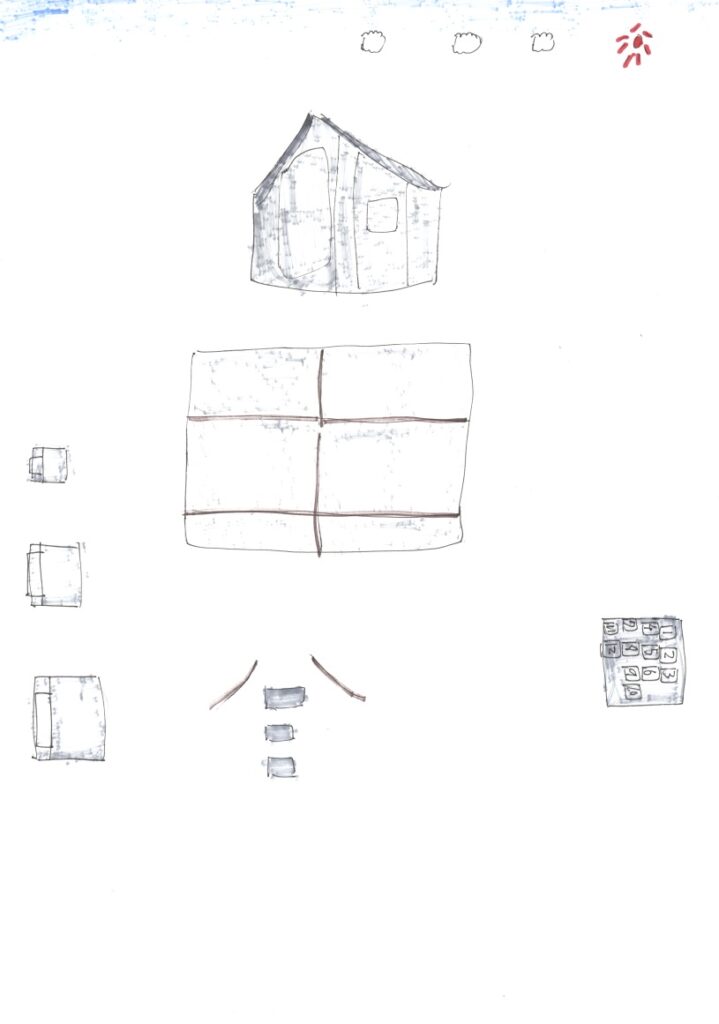 快晴とホームと絨毯と階段とポストとオートロック