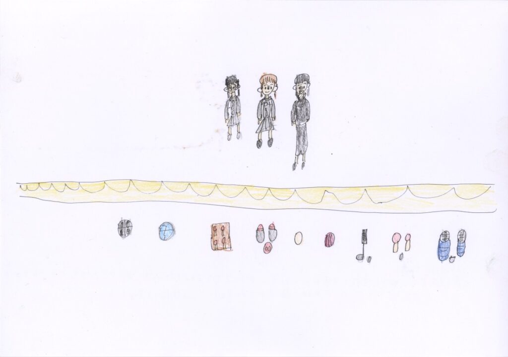 北田辺小学校の友達とパーティとバドミントンとラケットとパターゴルフとバスケットボールとピンクのボールとボーリングの球と輪投げとアーチェリーとキャッチボール